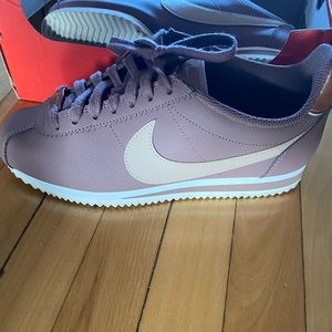 Nike Cortez